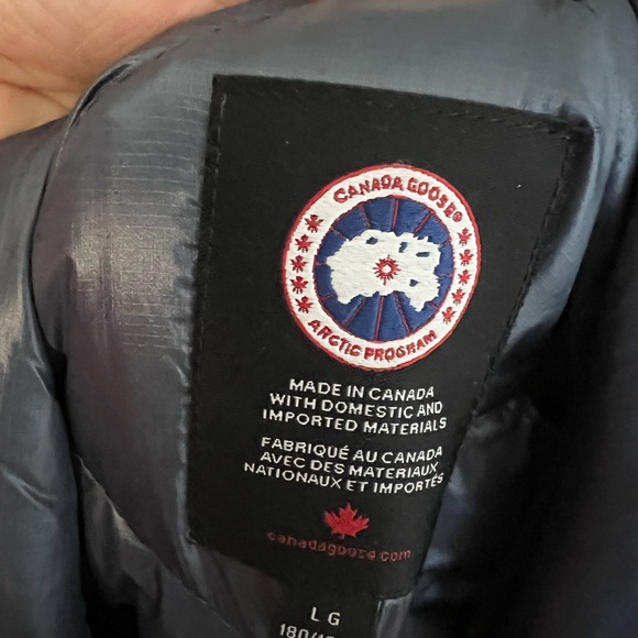 Men’s Large Canada Goose Slate Blue Quilted Jacket with Red Logo Patch - Picture 3 of 5